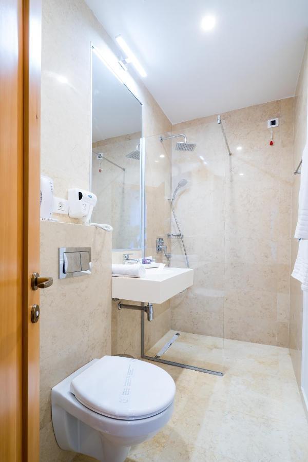Hotel Console Slobozia  Ngoại thất bức ảnh