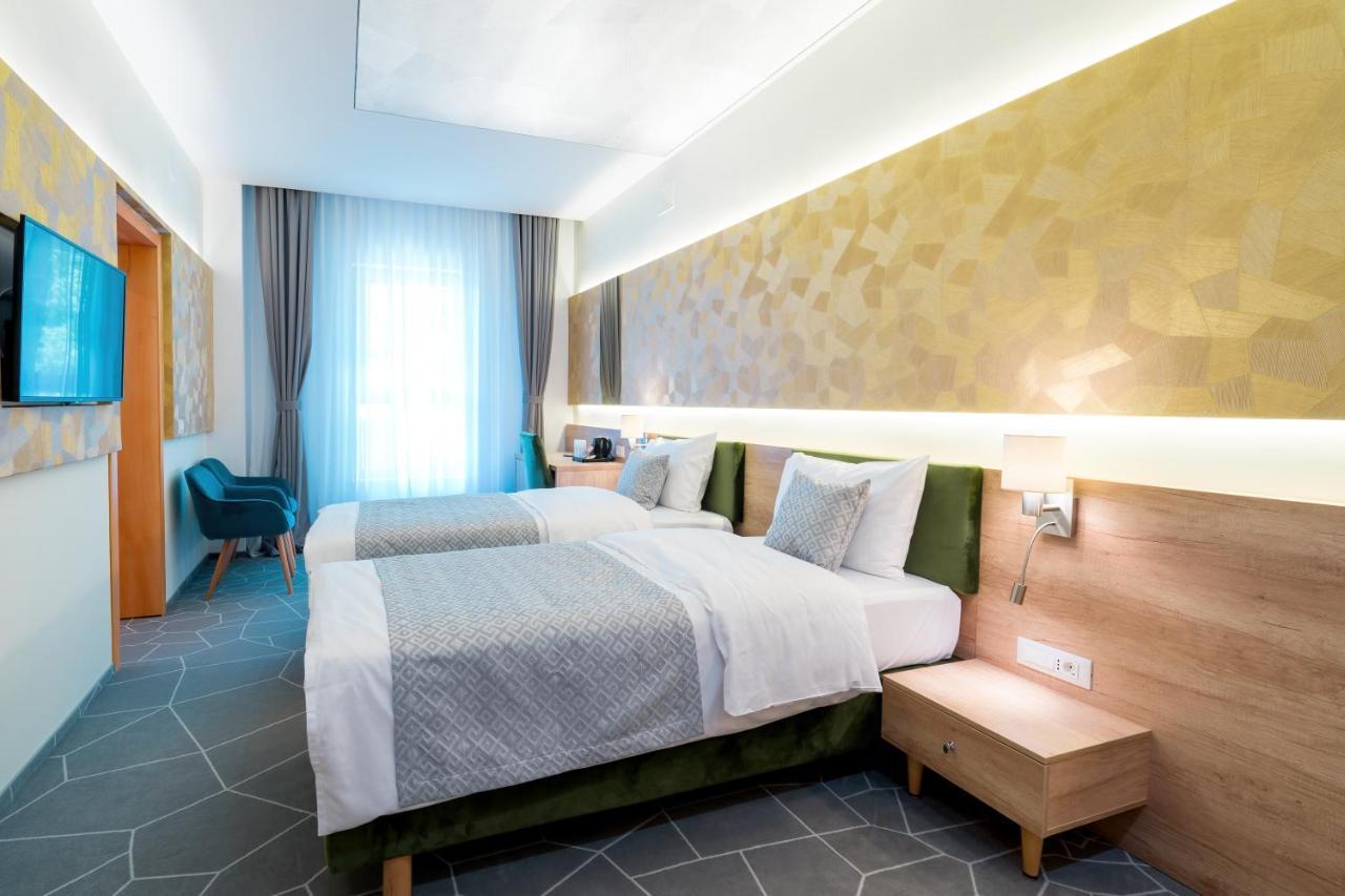 Hotel Console Slobozia  Ngoại thất bức ảnh